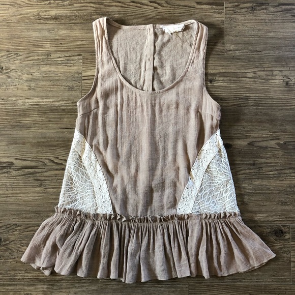 Boho tank top with button back and lace details - Picture 7 of 11